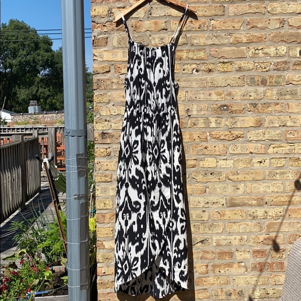 Athleta Maxi Dress w/black tassels & built in bra